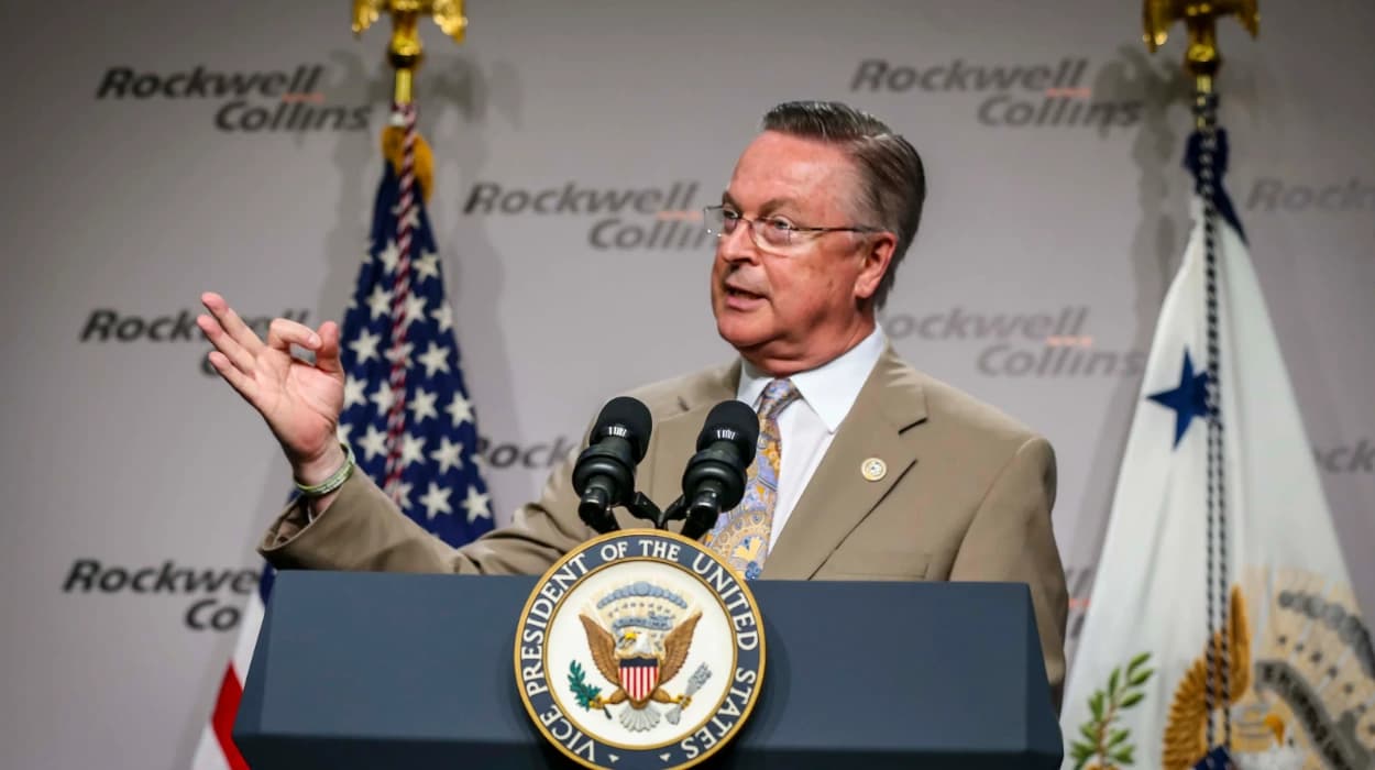 Ex-Representative Rod Blum suspends campaign for Iowa’s 2nd district
