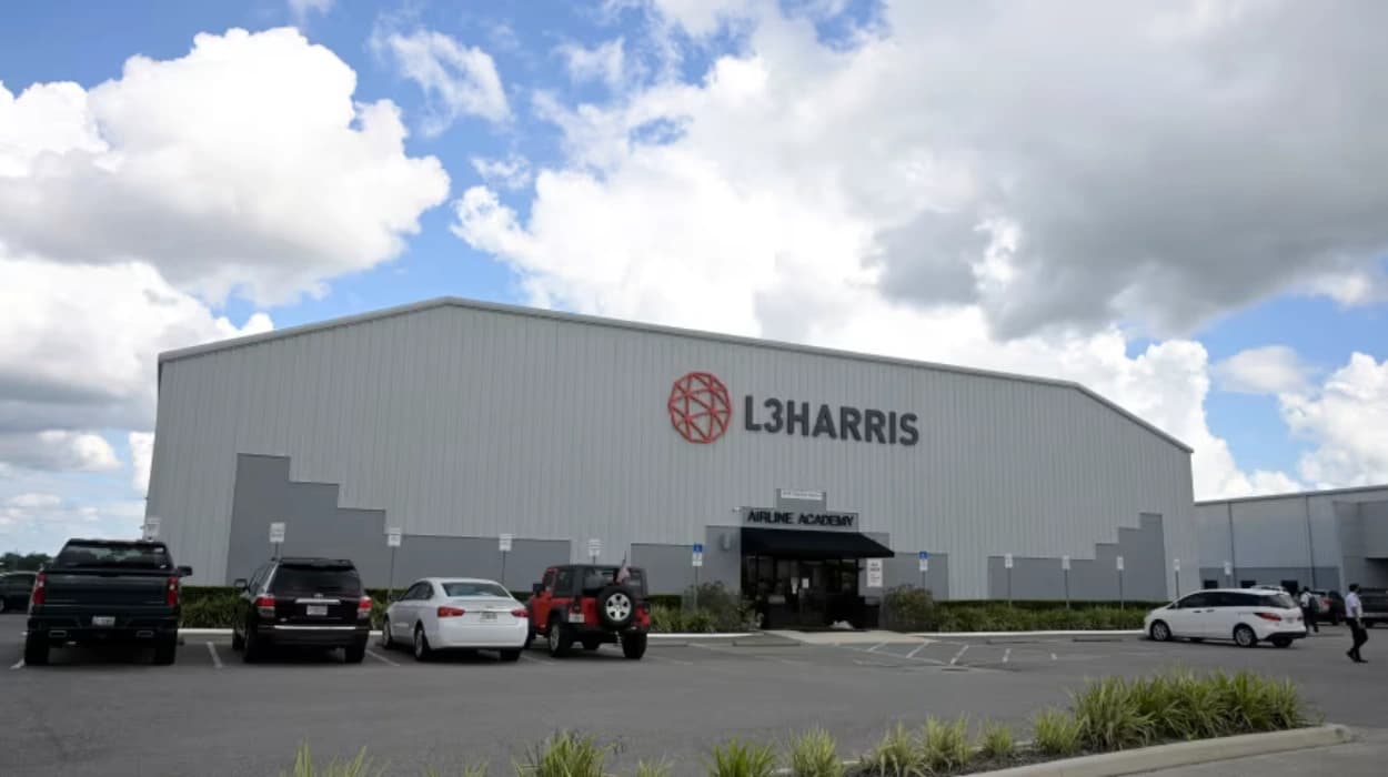 Man admits stealing military hacking software and Russia link