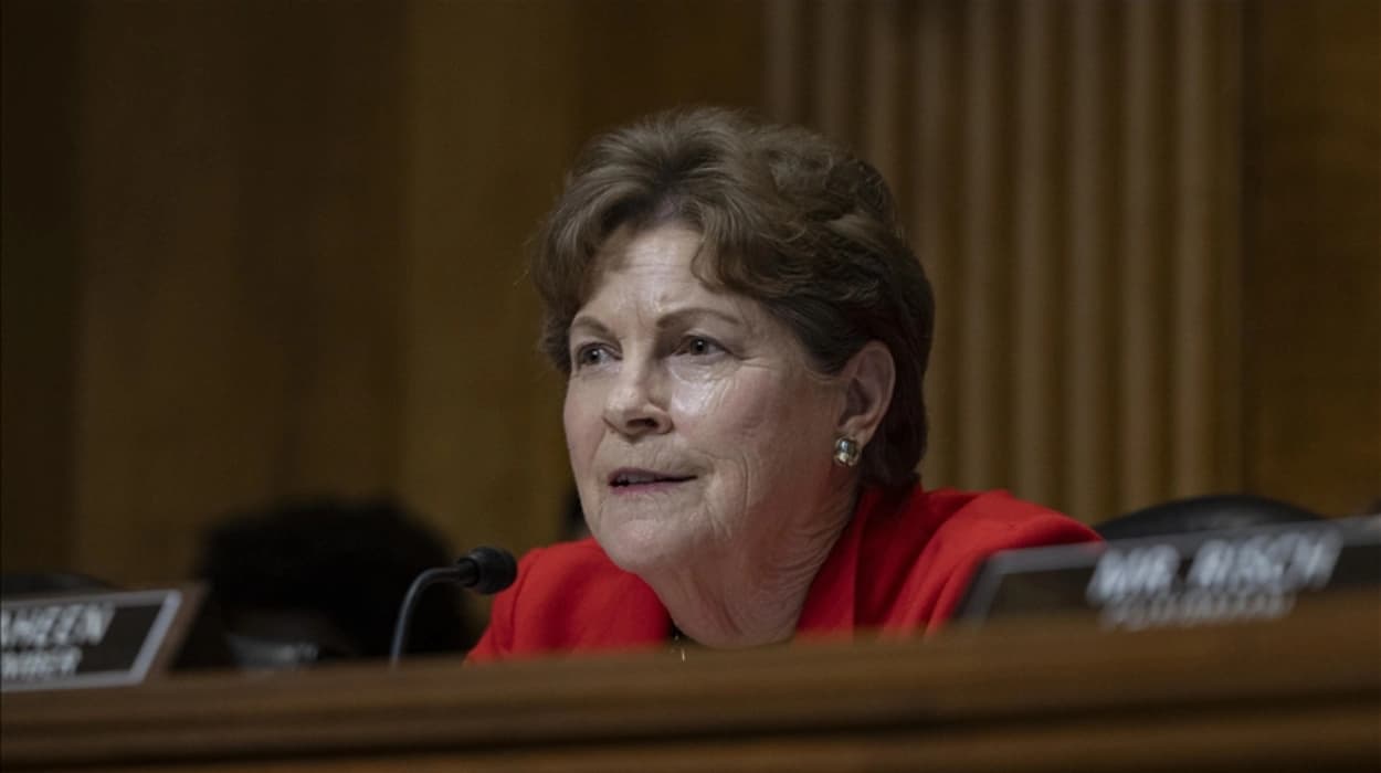 Senate Committee unanimously passes Russia and China bills