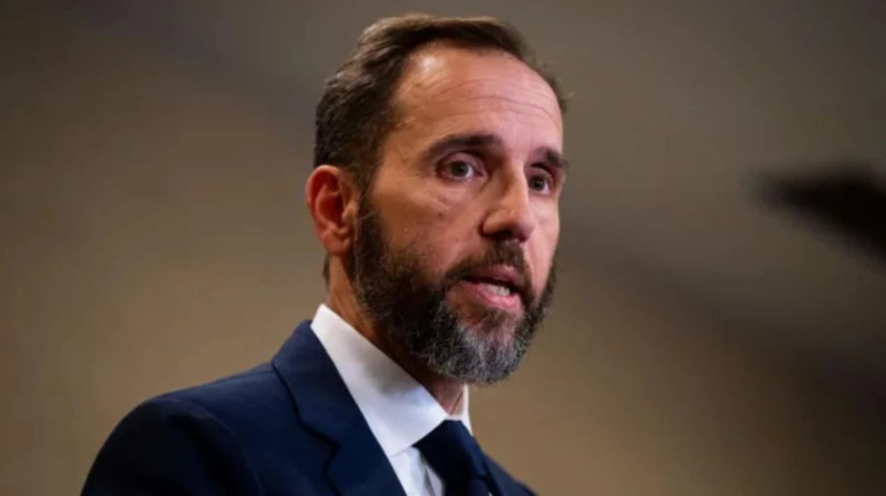 Jack Smith under Federal investigation by US Officials