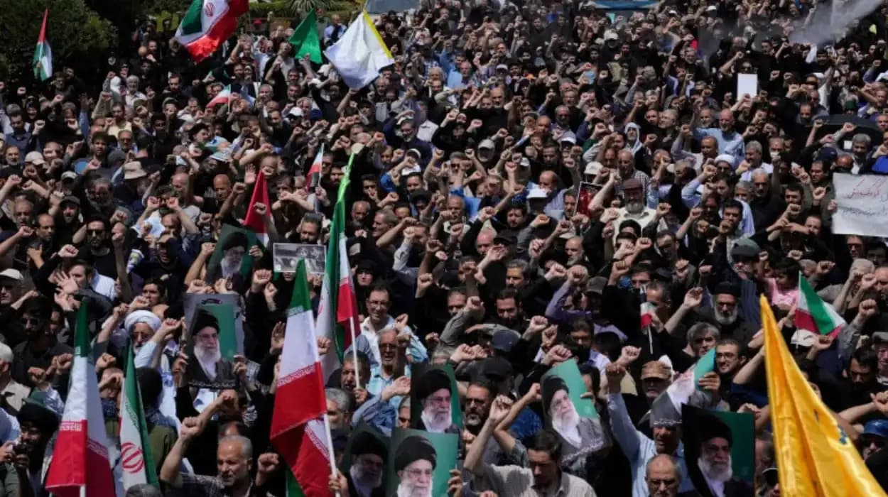 Iran Arrests Eight Suspected of Spying for Israel’s Mossad in 12-Day War