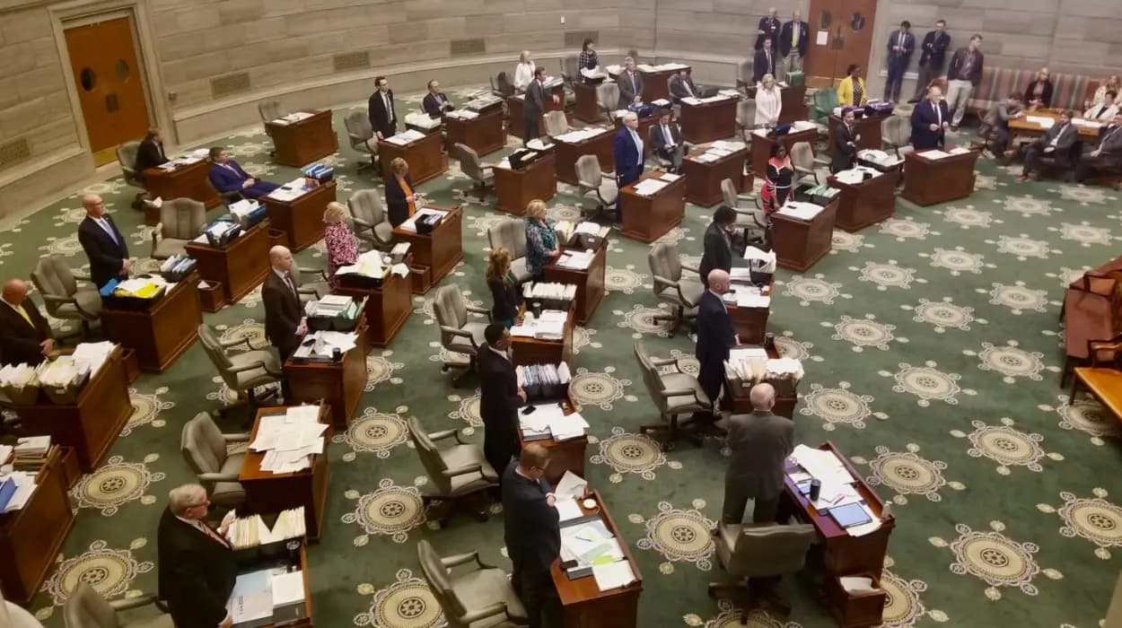 Missouri Senate passes controversial redistricting plan