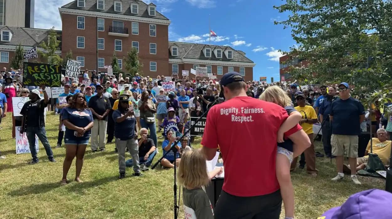 Trump-backed Missouri map faces public backlash