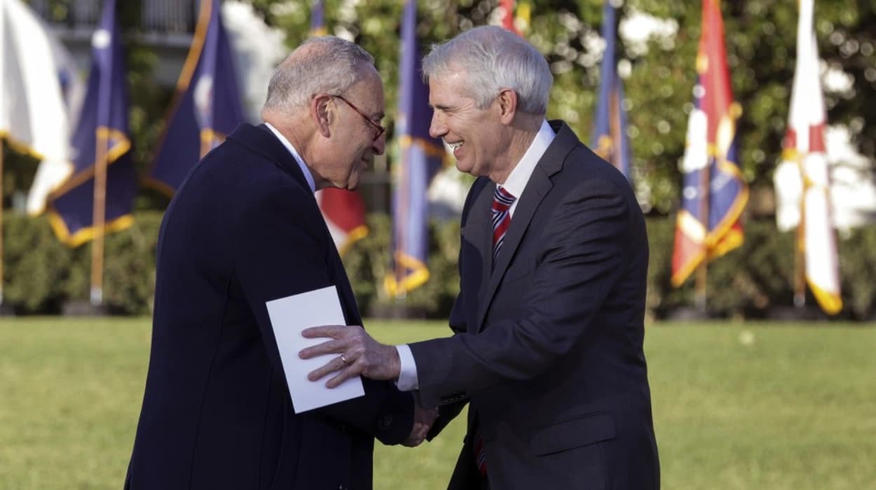 Bipartisanship in US Congress Persists Despite Declining Cross-Party Cooperation