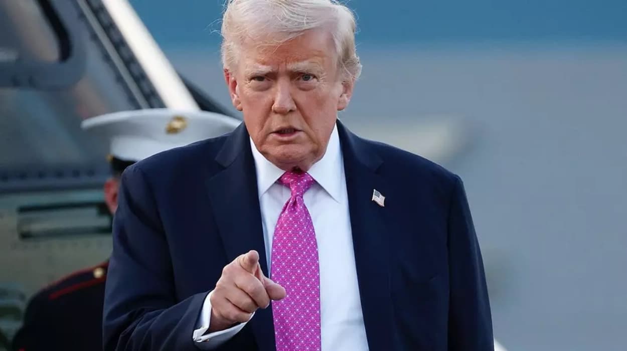 Donald Trump Shares Video Targeting Barack and Michelle Obama with Millions