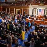 US Congress Bans WhatsApp on Official Devices Over Security Risks Image 1 1
