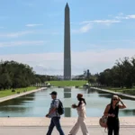 US national parks stay partially open in shutdown 1