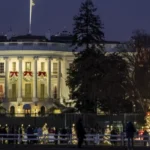 White House seeks volunteers performers for Christmas 1