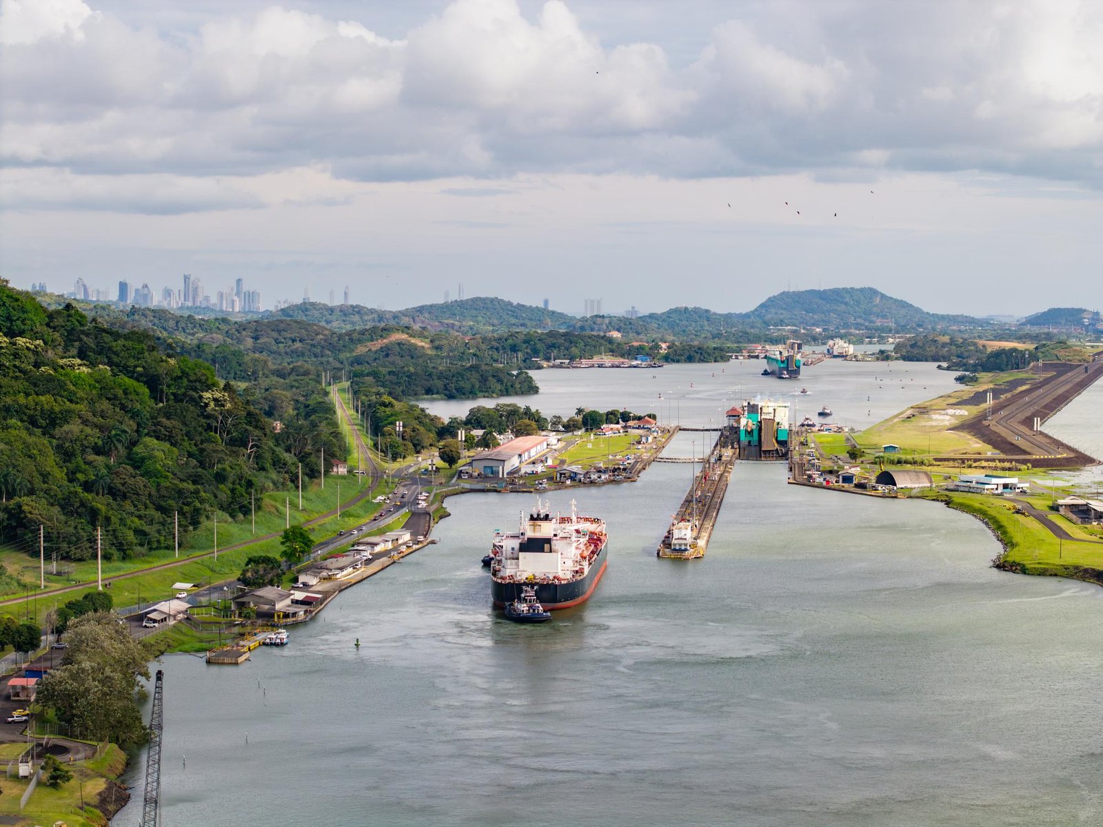 Maritime trade forecast for Panama Canal shipping operations in 2026