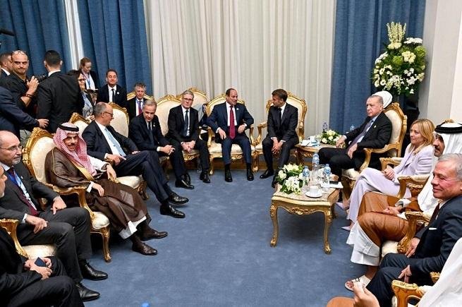 International Diplomacy News: Regional Dialogue Gains Attention in the Middle East 1 International diplomacy news highlights regional leaders meeting to discuss cooperation and stability in 2026