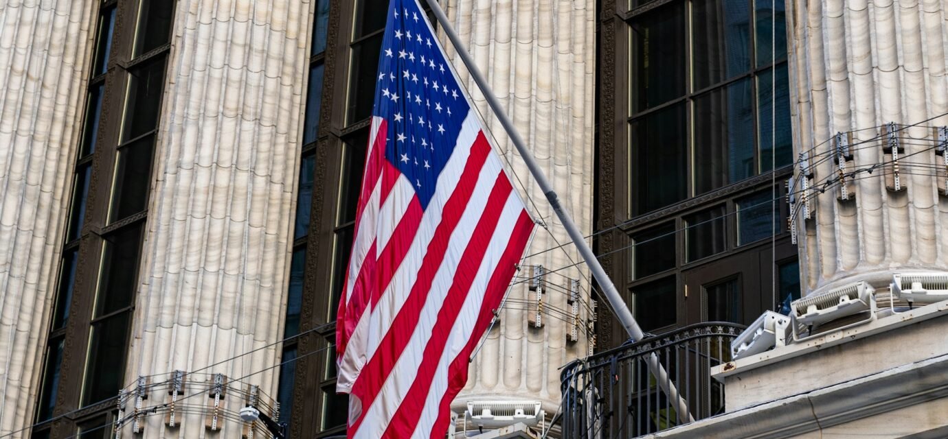 US banking regulators increase oversight of artificial intelligence in 2026